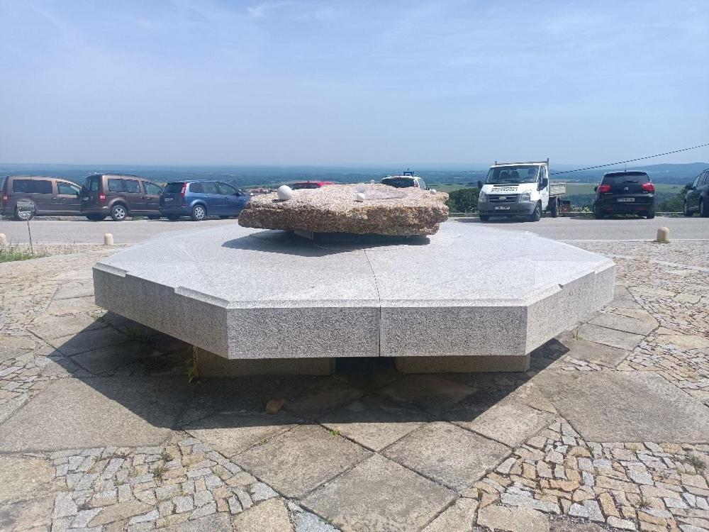 Kopretina Daire Cerne Udoli Dış mekan fotoğraf